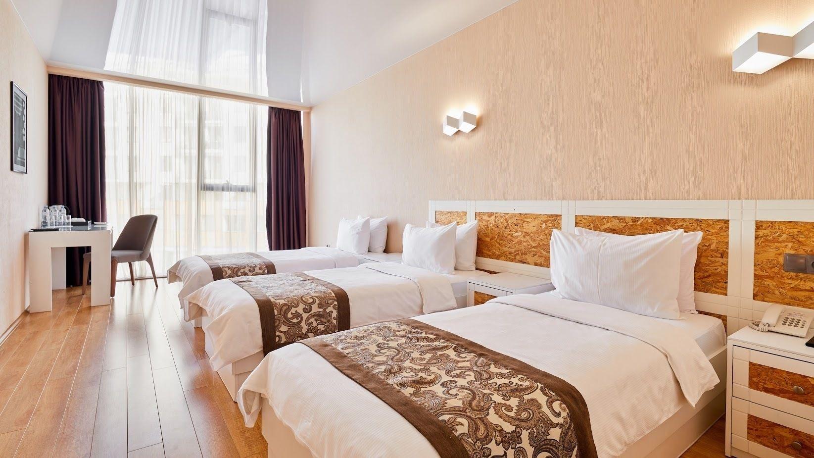 Iveria Inn Hotel Tiflis Exterior foto