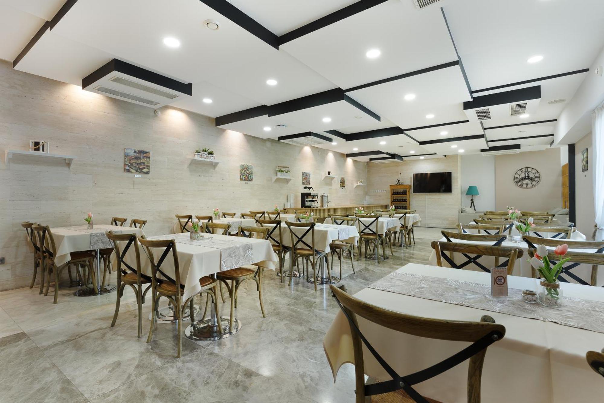 Iveria Inn Hotel Tiflis Exterior foto